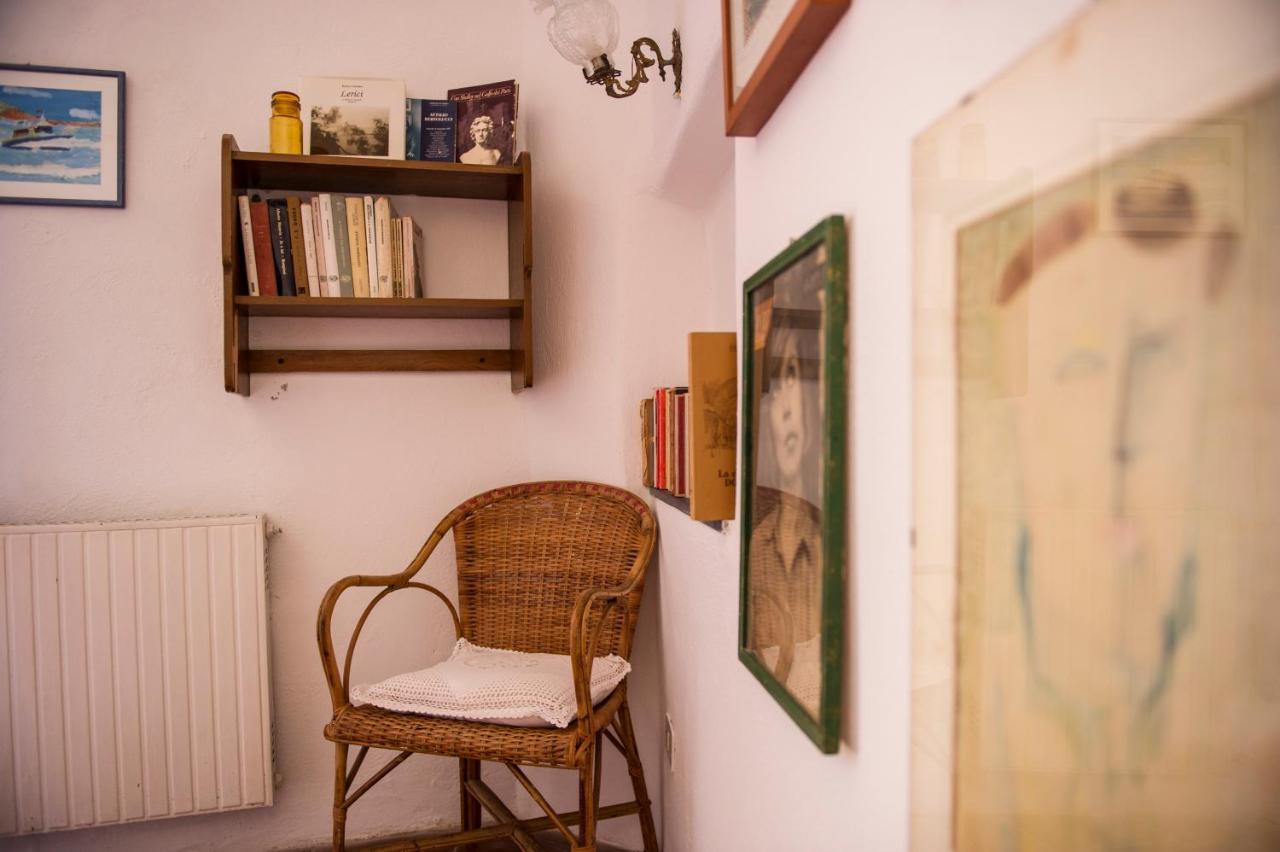 Borgo Antico - Torre Pugliola Apartment Леричи Екстериор снимка